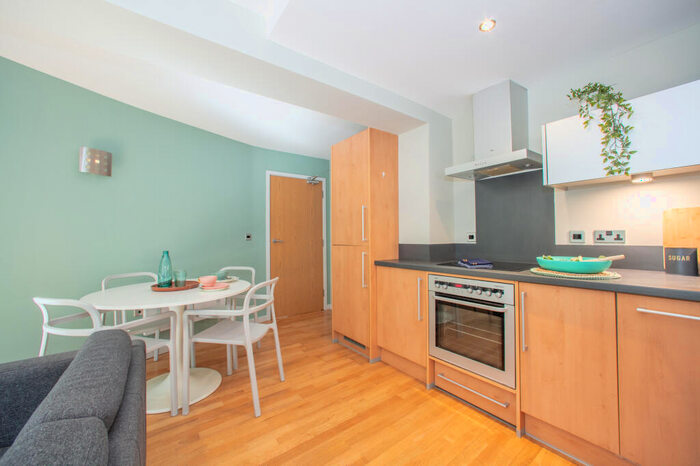 2 Bedroom Apartment To Rent In Hebble Brook Mill, Riverside Court, Halifax, Halifax, HX3