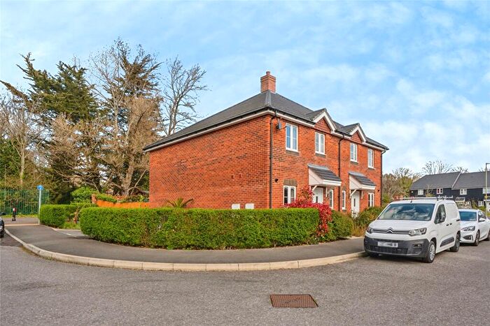 3 Bedroom Semi Detached House For Sale In Normandy Way, Havant, Hampshire, PO9