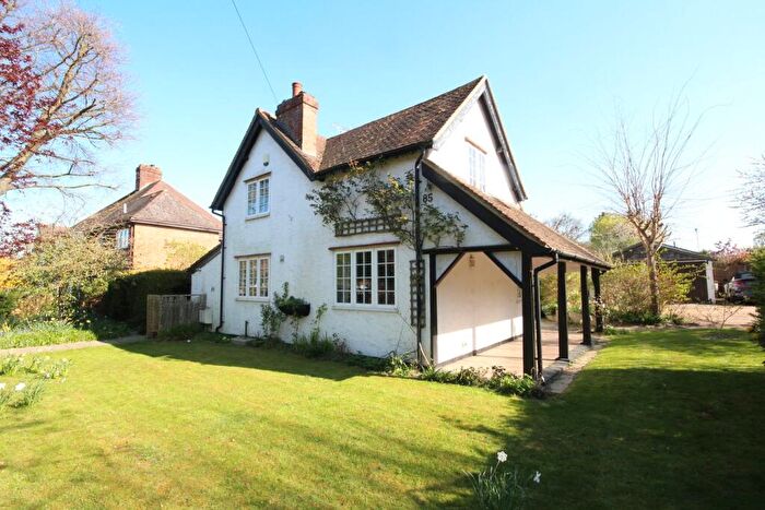 3 Bedroom Detached House For Sale In Baldock Road, Letchworth Garden City, SG6