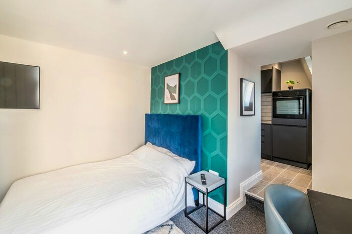 1 Bedroom Flat To Rent In Canning Place, NG1