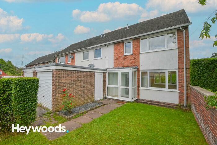 3 Bedroom Town House To Rent In The Furlong, Yarnfield, Stone, ST15