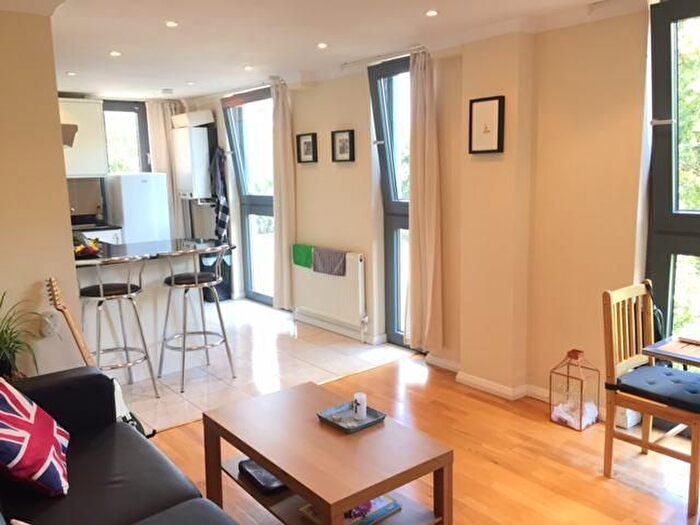 1 Bedroom Flat To Rent In Pentonville Road, Kings Cross, WC1X