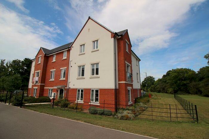 2 Bedroom Flat To Rent In Forge Wood, Crawley, RH10