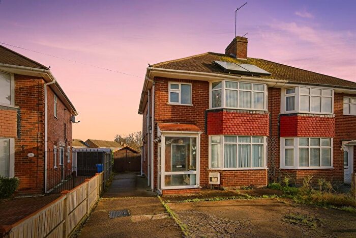 3 Bedroom Semi Detached House For Sale In Grenfell Avenue, Sunnyhill, Derby, DE23