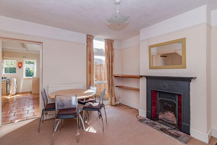 4 Bedroom Terraced House To Rent In Gardiner Street, Headington, Oxford, OX3