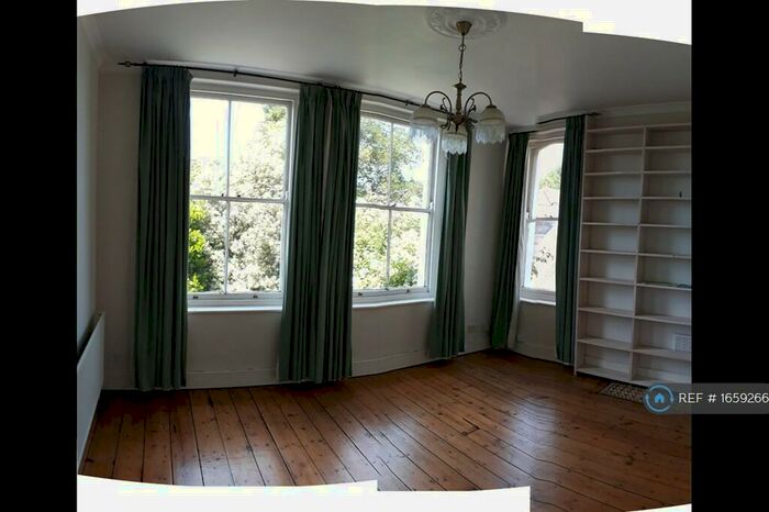 1 Bedroom Flat To Rent In East Dulwich Road, London, SE22