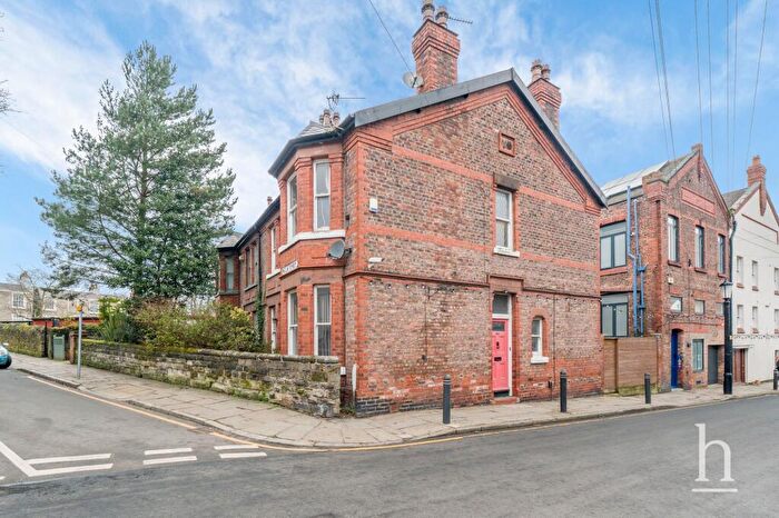 4 Bedroom Semi Detached House For Sale In Rose Mount, Prenton, CH43