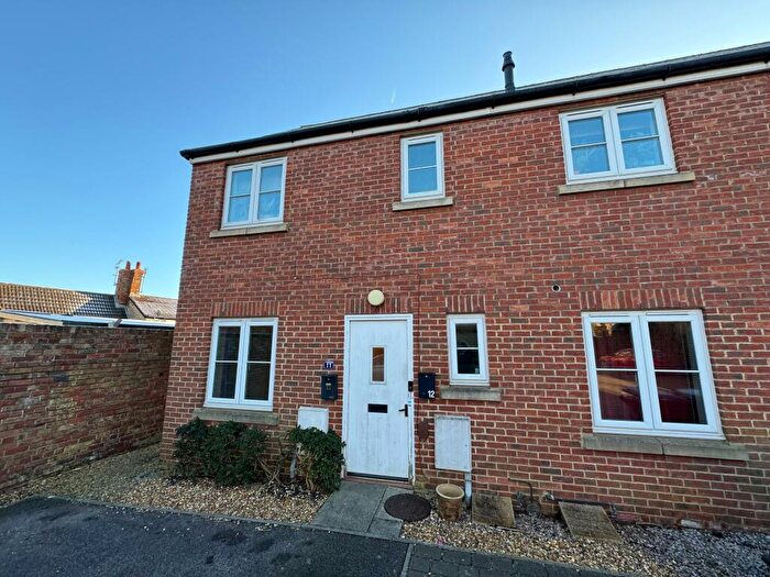 2 Bedroom Ground Maisonette To Rent In Ermin Mews, Stratton St Margaret, Swindon, SN3