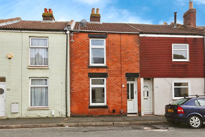 2 Bedroom Terraced House For Sale In Melville Road, Gosport, PO12
