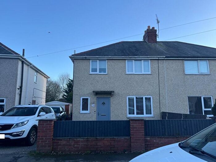 3 Bedroom Semi-Detached House For Sale In Heol Y Waen, Bradley, Wrexham, LL11