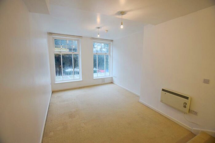 1 Bedroom Flat To Rent In Westover Road, Bournemouth, BH1