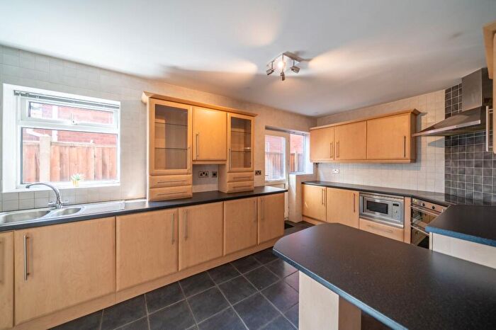 4 Bedroom Detached House For Sale In Halltine Close, Blundellsands, L23