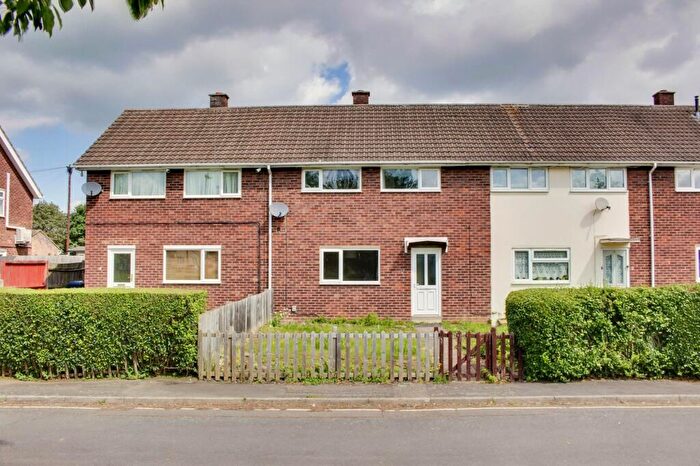 3 Bedroom Terraced House To Rent In Fox Close, St. Neots, PE19