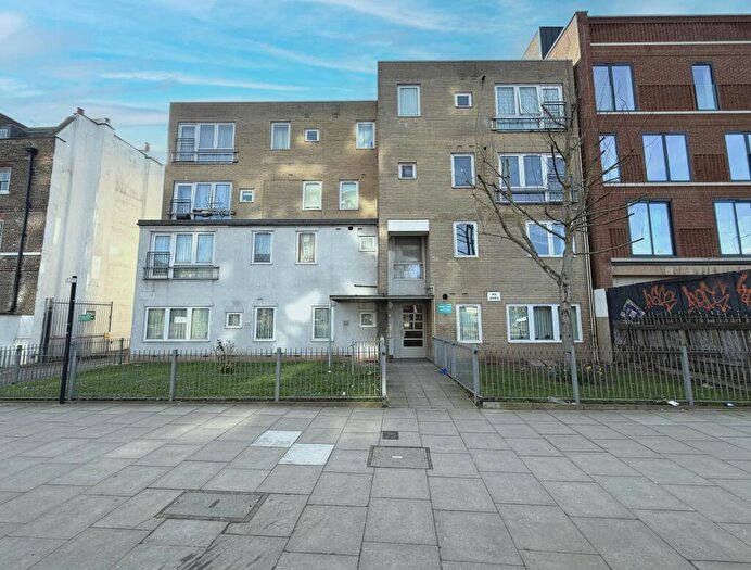 1 Bedroom Flat For Sale In Flat, Aspen Court, Dalston Lane, Hackney, London, E8