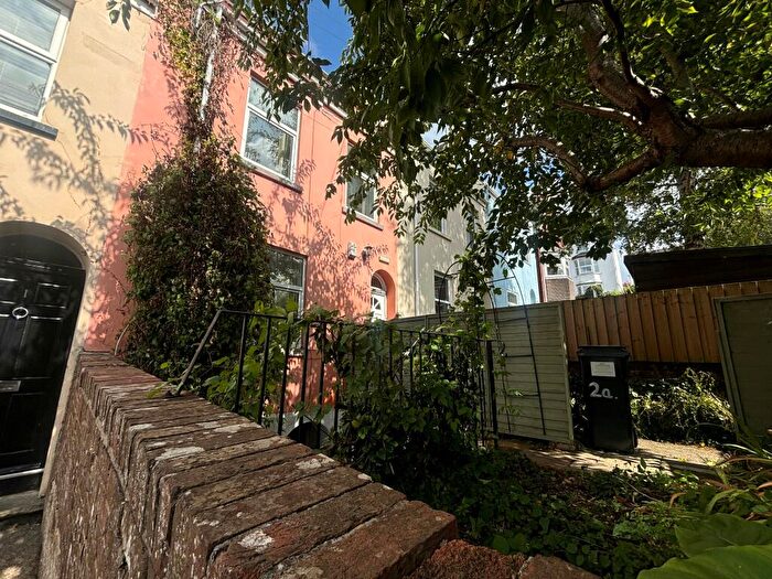 5 Bedroom House To Rent In York Terrace, St James, EX4