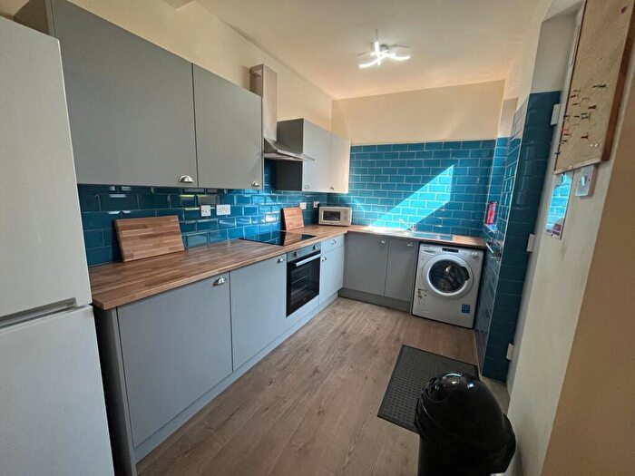 4 Bedroom House To Rent In Duchess Road, Sheffield, S2