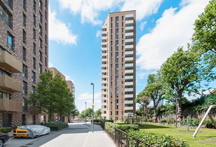 Studio To Rent In Hannaford Walk, No. The Avenue, Bromley-By-Bow, London, E3