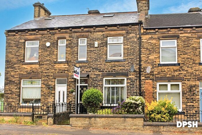 2 Bedroom Terraced House For Sale In Grove Road, Heckmondwike, WF16