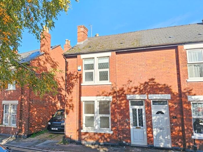 2 Bedroom End Terrace House To Rent In Mount Street, Gloucester, GL1