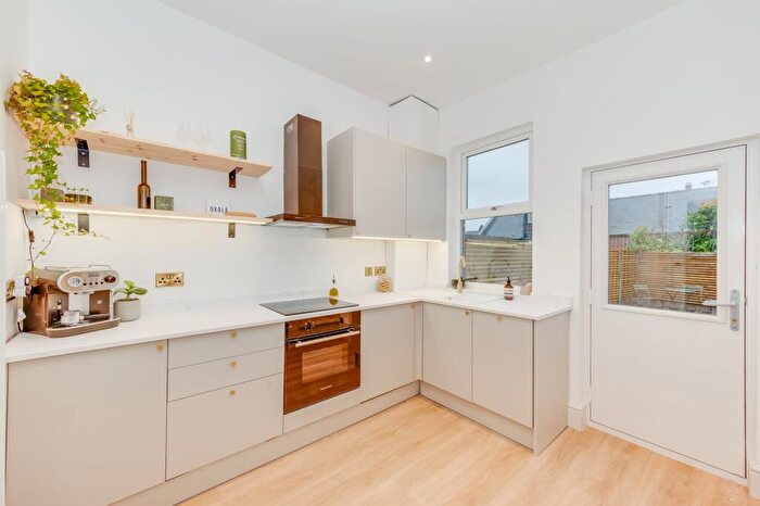 3 Bedroom Terraced House For Sale In Netherfield Road, Crookes, S10