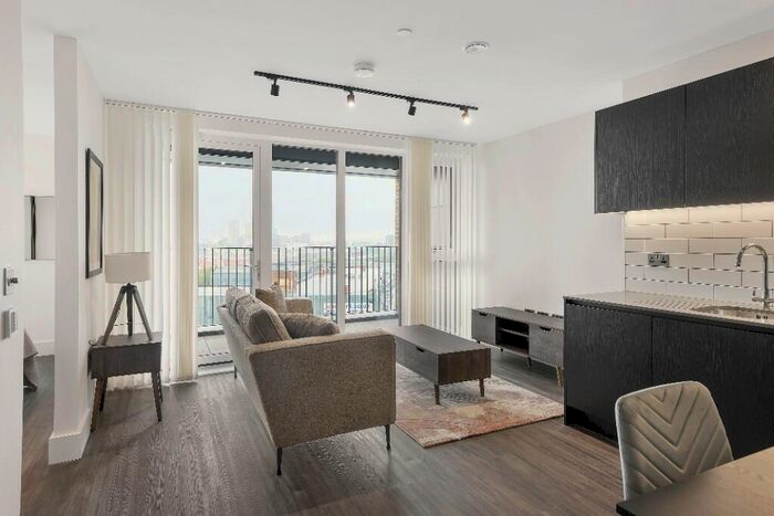 Studio To Rent In -, Scrubs Lane, North Kensington, London, NW10