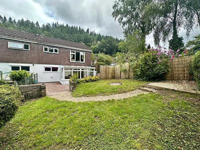 2 Bedroom Maisonette To Rent In Forest Rise, Lydbrook, GL17