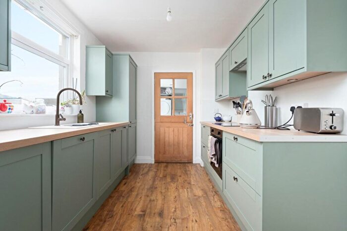 3 Bedroom Property For Sale In Muirpark Gardens, Glenochil Village, FK10