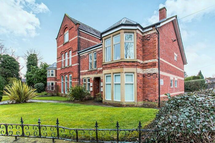 2 Bedroom Flat To Rent In Moorside Road, Swinton, Manchester, M27