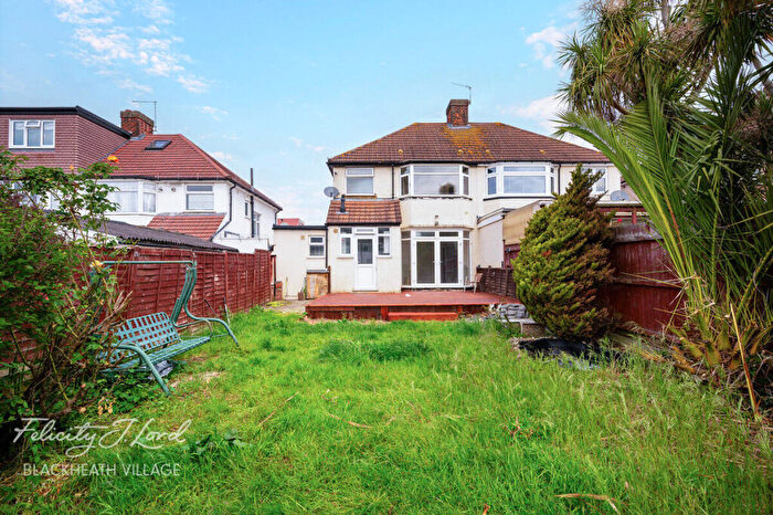 4 Bedroom Semi-Detached House For Sale In Broad Walk, London, SE3