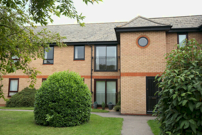 2 Bedroom Apartment To Rent In Stamford Close, Royston, SG8