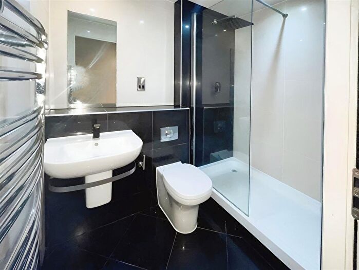 1 Bedroom Flat To Rent In Iquarter, Blonk Street, City Centre, Sheffield, S3