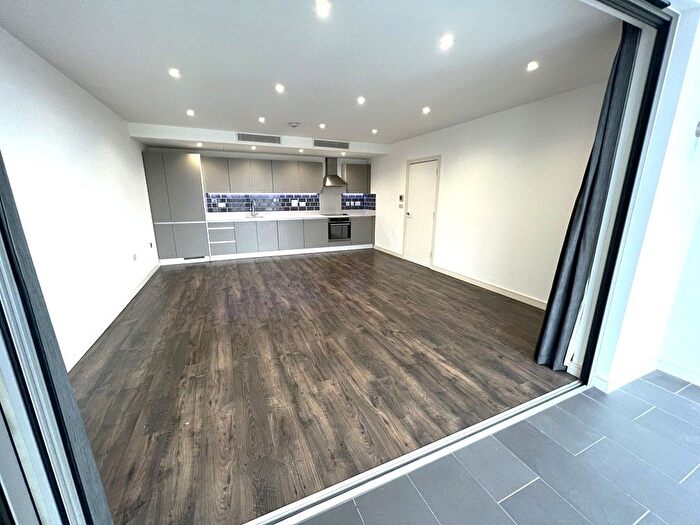 2 Bedroom Flat To Rent In Kew Eye Apartments, Ealing Road, Brentford, TW8