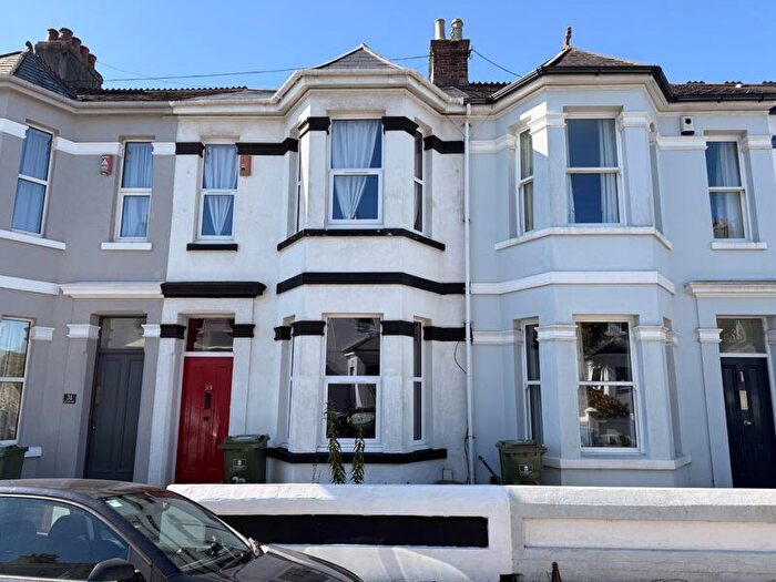 3 Bedroom Terraced House For Sale In Gifford Place, Plymouth, PL3
