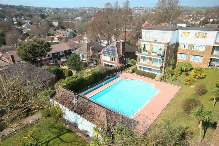 2 Bedroom Flat To Rent In Highdown Court, Varndean Drive, Brighton, BN1
