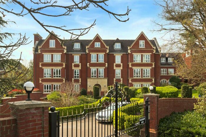2 Bedroom Flat To Rent In Esher Park Avenue, Esher, Surrey, KT10