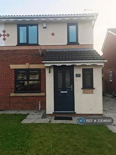 3 Bedroom Semi-Detached House To Rent In Nuthatch Avenue, Manchester, M28