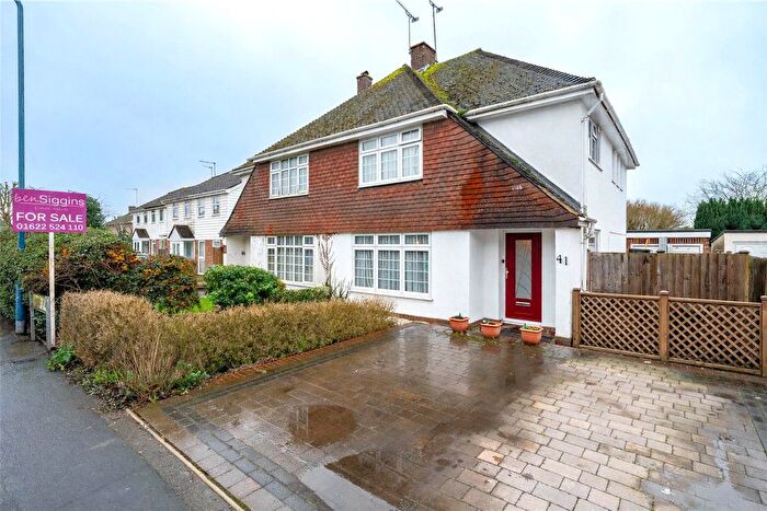 3 Bedroom Semi Detached House For Sale In Beverley Road, Maidstone, ME16