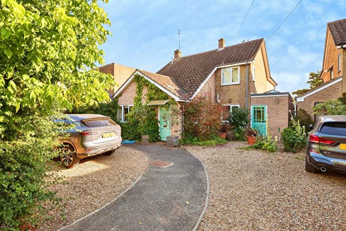 4 Bedroom Detached House For Sale In Peterborough Road, Castor, Peterborough, PE5