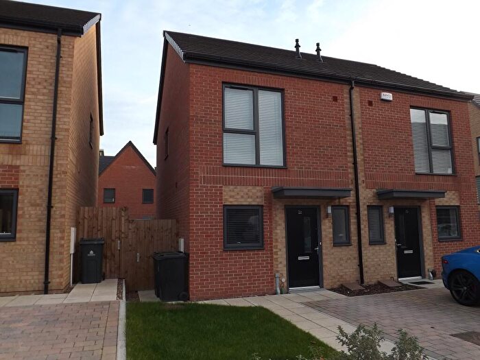 2 Bedroom House To Rent In Winscar Road, Lakeside, DN4