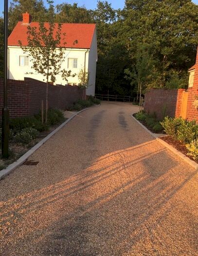 3 Bedroom Semi-Detached House To Rent In Leafield Close, Crawley, West Sussex, RH10