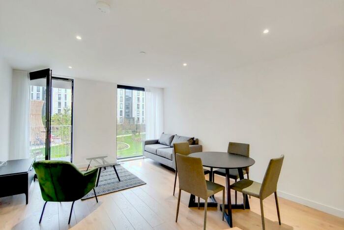1 Bedroom Flat To Rent In Forrester Way London, E15