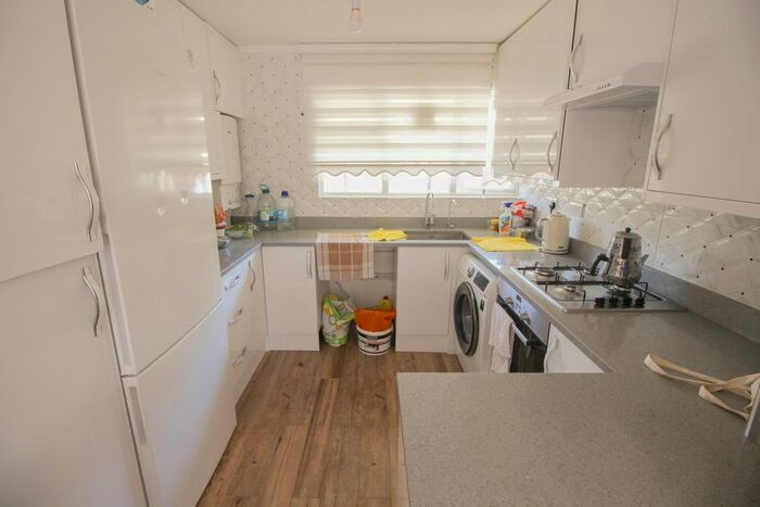 3 Bedroom Maisonette To Rent In Hammond Court, Leyton Grange Estate, London, E10