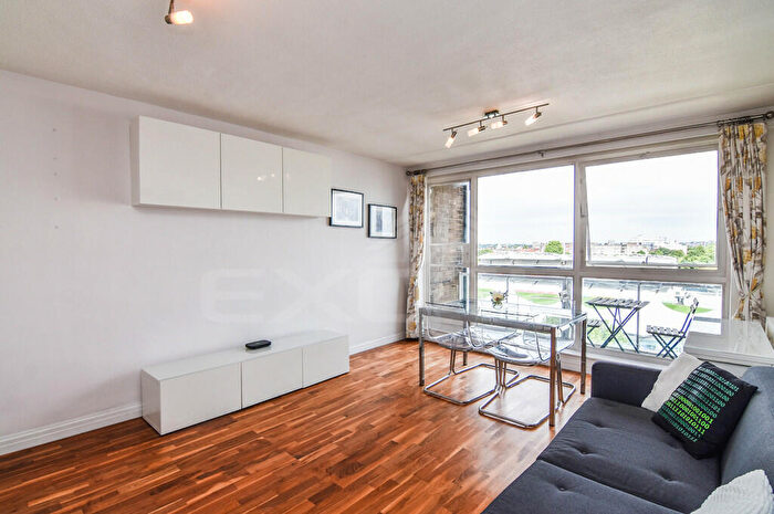 2 Bedroom Apartment To Rent In Lords View, St Johns Wood Road, London, NW8
