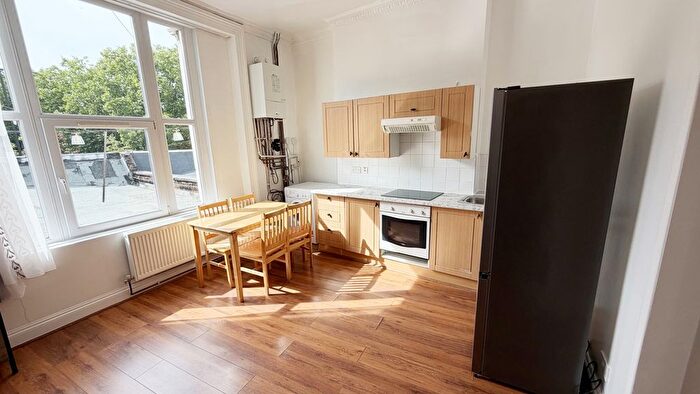 1 Bedroom Flat To Rent In Mare St, Hackney Central, E8