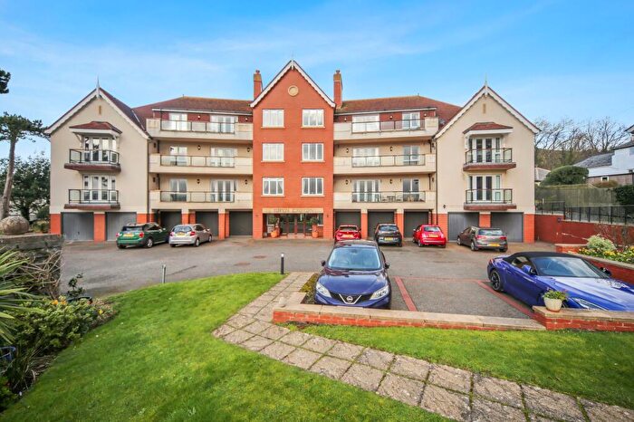 2 Bedroom Apartment For Sale In Ty Mawr Road, Deganwy, LL31