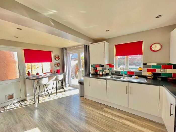 4 Bedroom Detached House For Sale In Steatite Way, Stourport-On-Severn, DY13