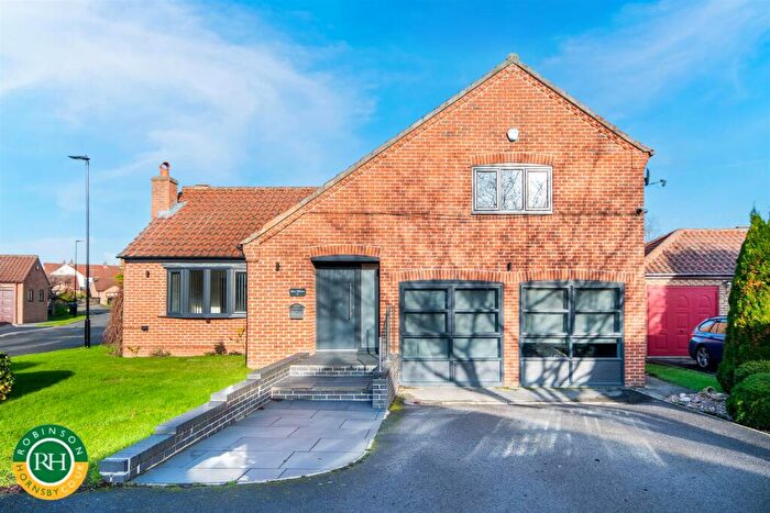 4 Bedroom Detached House For Sale In Home Meadows, Tickhill, Doncaster, DN11