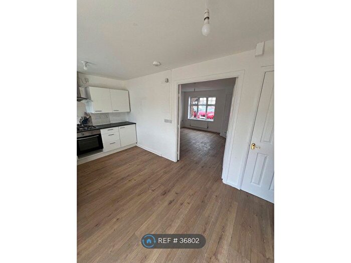 3 Bedroom End Terrace House To Rent In Torrington Drive, Liverpool, L26
