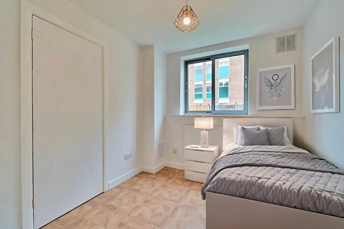 2 Bedroom Flat To Rent In Bromley, London, SE20