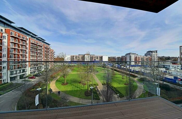 2 Bedroom Apartment For Sale In Beaufort Square, London, NW9